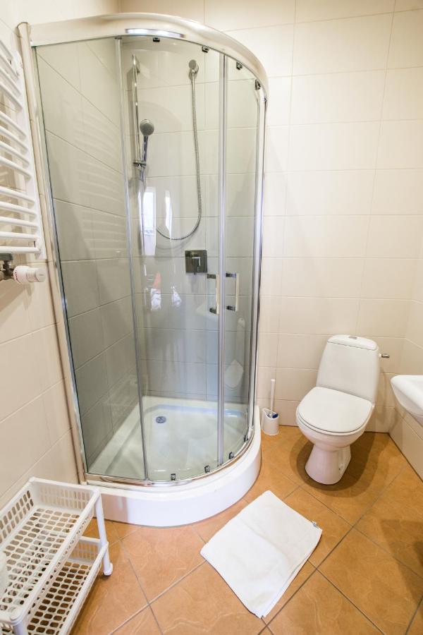 Dwor Skalny Apartamenty, I Restauracja Karczma Skalna