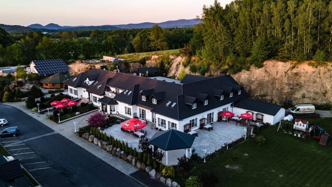 Aparthotel Dwor Skalny Apartamenty, I Restauracja Karczma Skalna Miłków